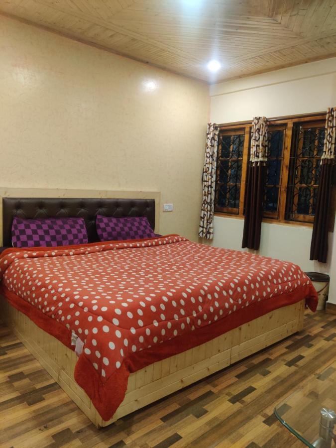 New Mehdudia B&B Шимла Екстериор снимка