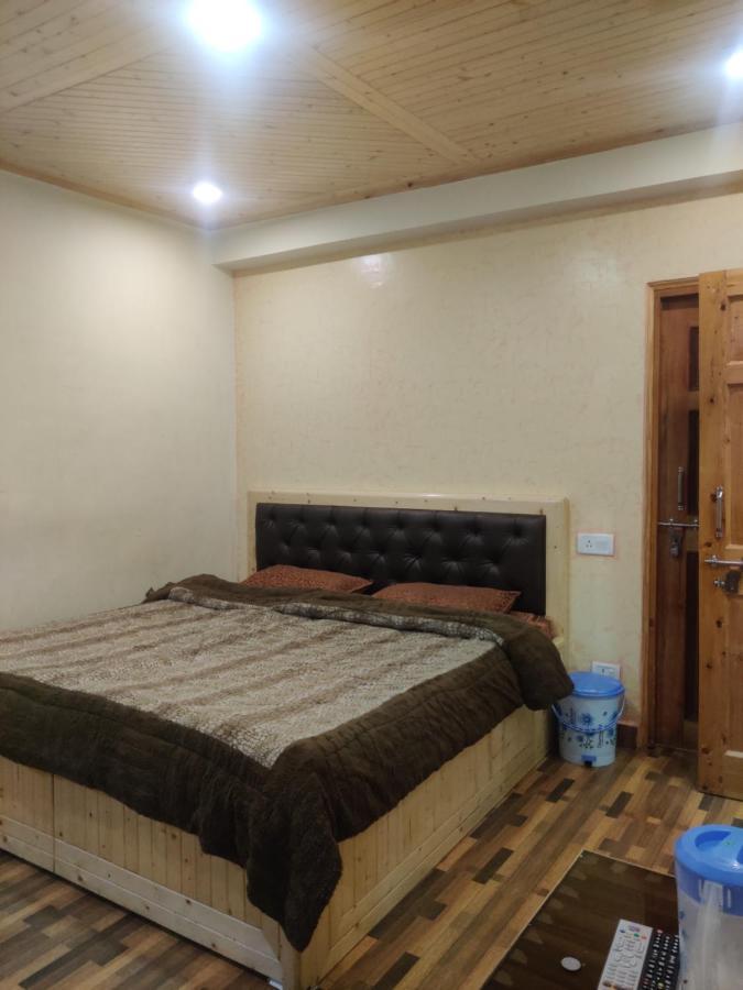 New Mehdudia B&B Шимла Екстериор снимка